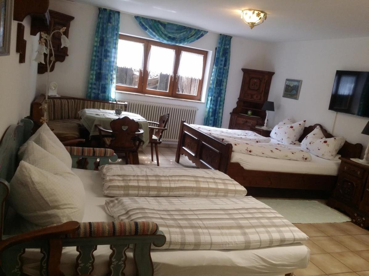 Schwarzwald - Villa Appartments Titisee 외부 사진