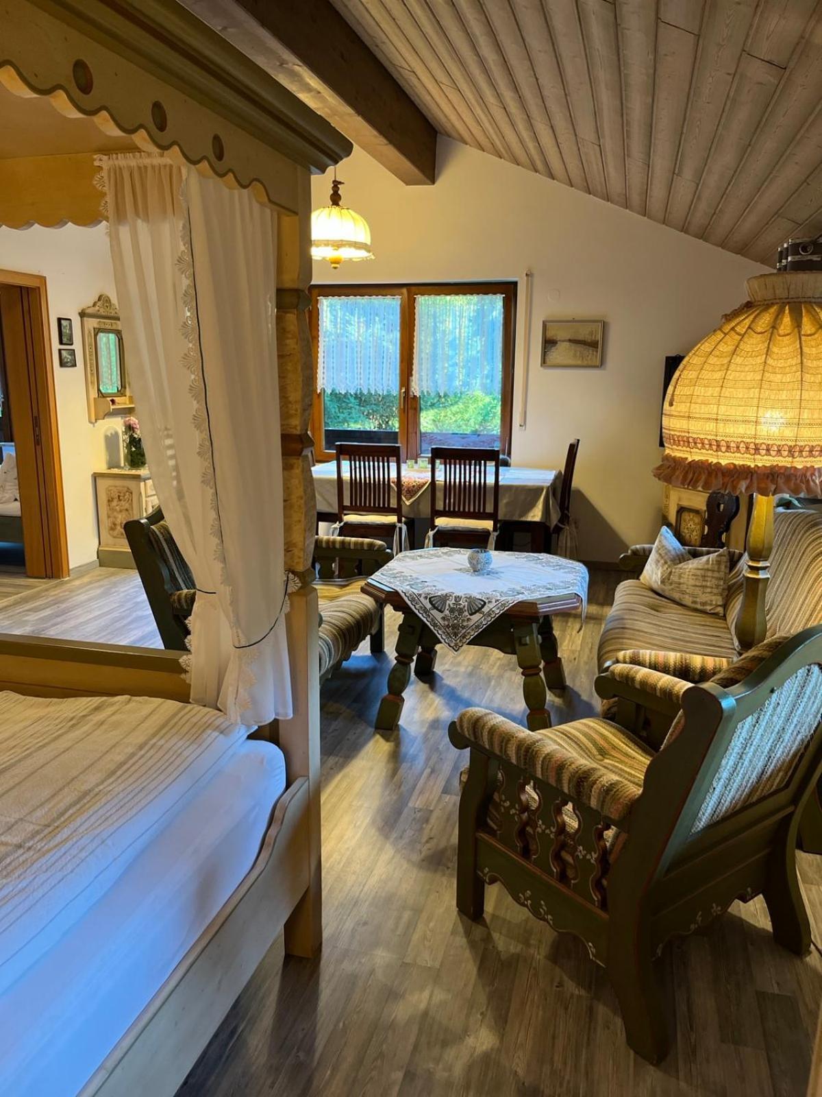 Schwarzwald - Villa Appartments Titisee 외부 사진